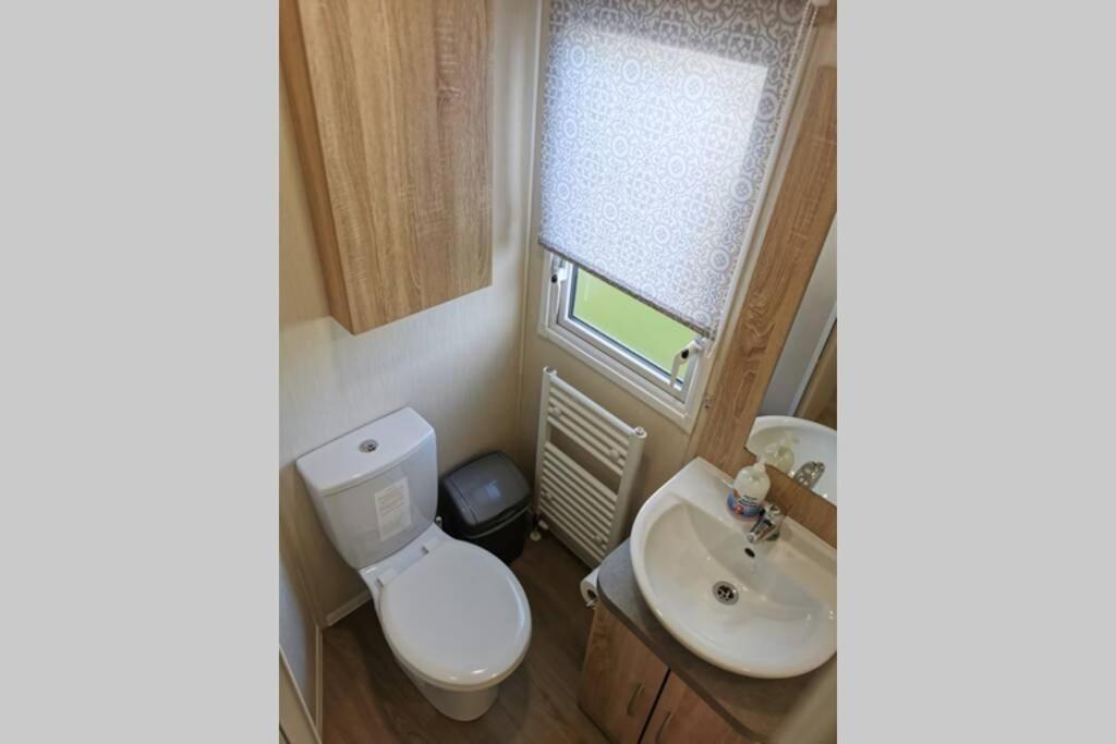 8 Sleep Chalet At Newquay Away Resorts Nb160 Eksteriør bilde