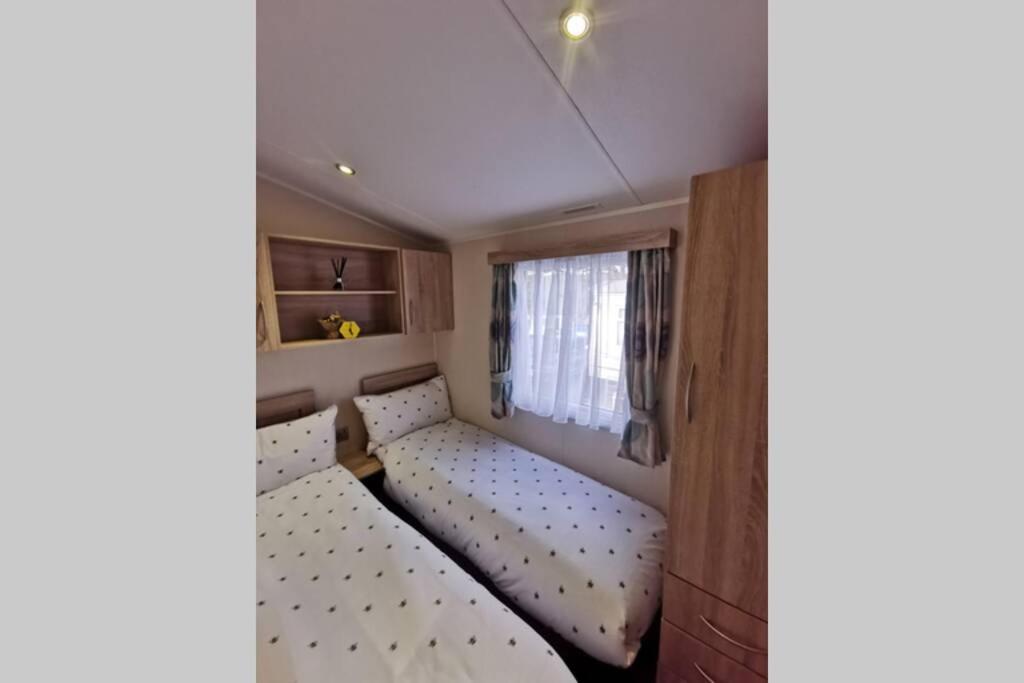 8 Sleep Chalet At Newquay Away Resorts Nb160 Eksteriør bilde