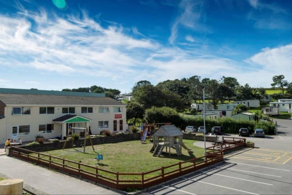 8 Sleep Chalet At Newquay Away Resorts Nb160 Eksteriør bilde